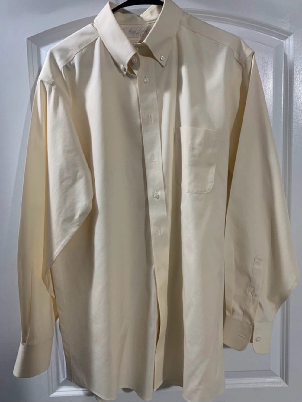 Gold Label Roundtree & Yorke Non-Iron 100% Cotton Button Down